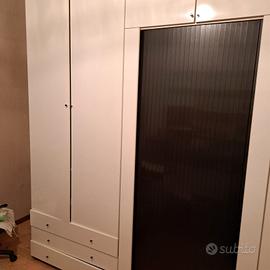 mobile con letto a scomparsa, armadio / mensole