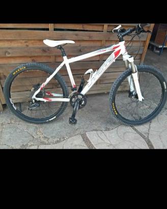LAPIERRE TECNIC  400