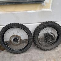 Cerchi completi honda da cross