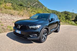 Volvo XC40 D3 AWD R-design