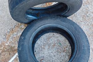 Gomme Michelin Agilis 215/65 r16