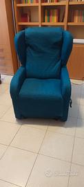 Poltrona con  alzata assistita