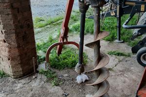 trivella deleks per trattore