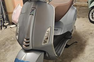 Piaggio Vespa Primavera 125 - NUOVA