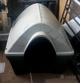 Cuccia per cani in plastica riciclata