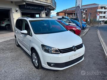 Volkswagen Touran Business 1.4 DSG Highline EcoFue