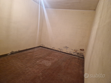 Garage e cantina a Gropparello