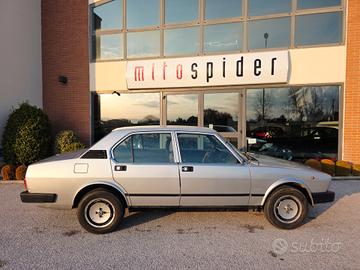Alfa Romeo Alfetta 2.0 Targhe originali