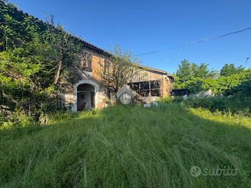 RUSTICO A QUARTO D'ALTINO