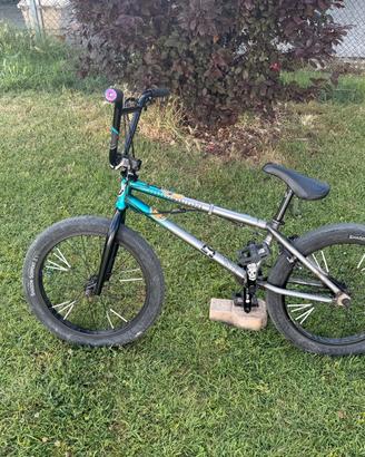 Bmx subrosa san salvador