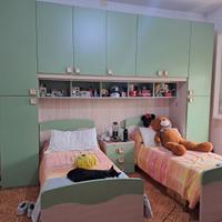 Camera da letto moderna verde