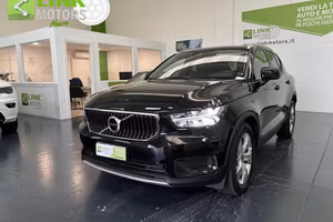 VOLVO XC40 2.0 d3 AWD MOMENTUM volvo seleckt