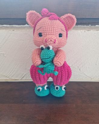 pupazzo maialina con rana