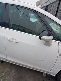 Porta anteriore dx Opel Zafira c tourer anno 2013
