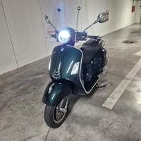 Vespa GTS 300 hpe