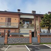 VILLA A SCHIERA A MARTIGNANA DI PO