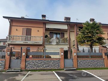 VILLA A SCHIERA A MARTIGNANA DI PO