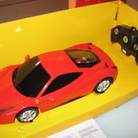 Ferrari 458 italia nuovo in scala 1:18