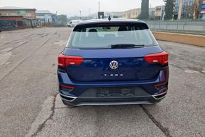 autovettura vw t- roc