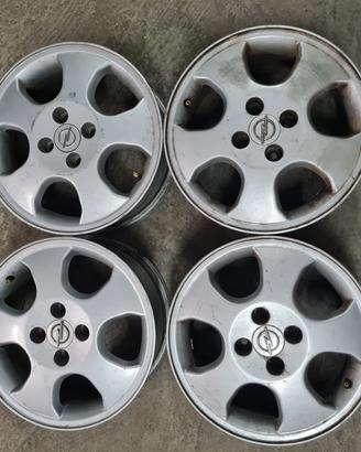 4 Cerchi da 15' in Lega - Opel - Astra Corsa Tigra