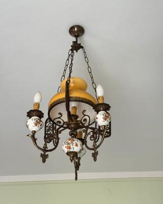 Lampadario stile Liberty