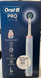 Spazzolino elettrico oral b