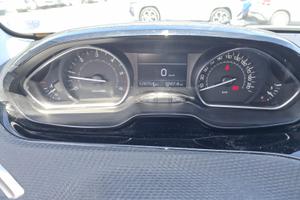 Peugeot 208 ALLURE 5p. BLUE-HDi75