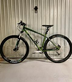 Mountain bike KONA MAHUNA