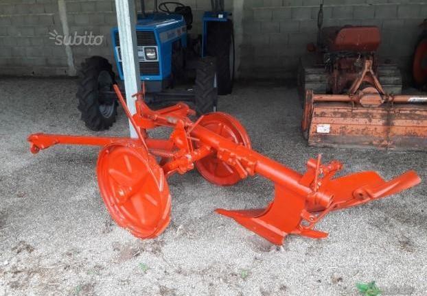 Aratro Sogema C 25 B monovomere