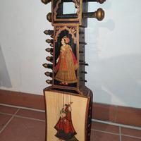Sarangi indiano artigianale dipinto
