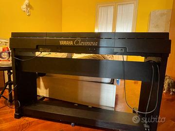 Piano Yamaha clavinova