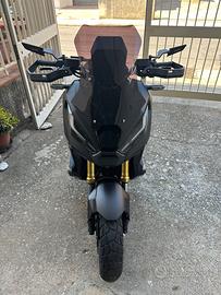 Honda X-adv 750