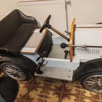 pony car auto a scoppio per bambino anno 1900