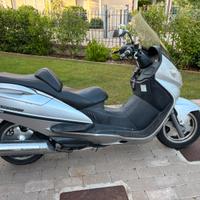 Suzuki Burgman AN 400 non marciante