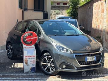 Peugeot 208 PureTech 82 5 porte Allure