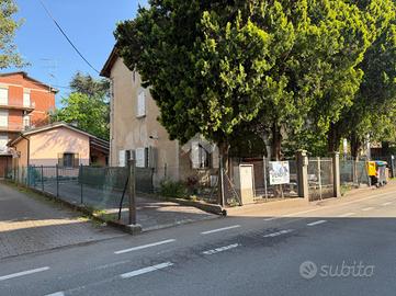 BIFAMILIARE A REGGIO NELL'EMILIA