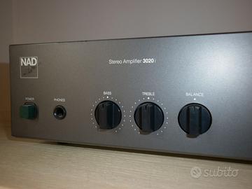 Amplificatore Stereo Hi-Fi - NAD Modello 3020i.