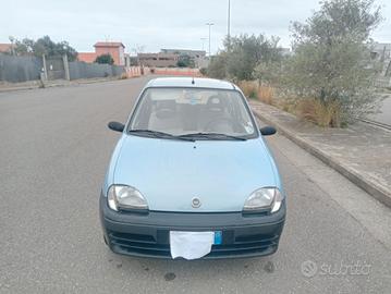 fiat 600 celeste
