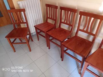 sedie di legno