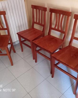sedie di legno
