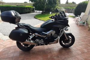 Honda VFR 800 crossrunner TRAVEL EDITION 2018