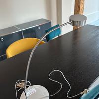 Lampada da tavolo Fabbian – Design flessibile