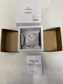 Swatch x Omega MoonSwatch Snoopy White