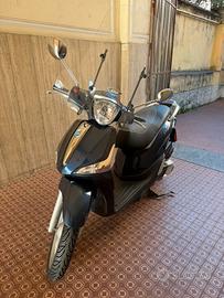 LIBERTY 125 I-get abs