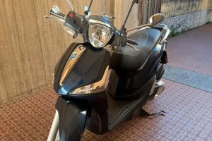 LIBERTY 125 I-get abs
