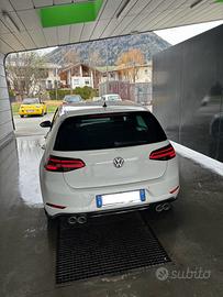 Golf 7.5 R-Line 150CV