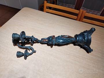Candelabro in bronzo a due bracci