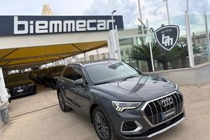 AUDI Q3 35 TDI quattro S tronic Identity Black