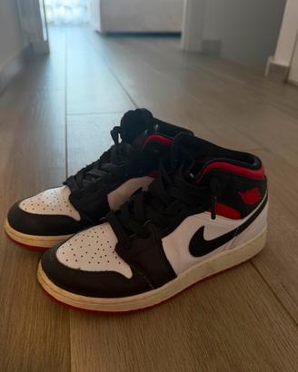 Air Jordan 1 Mid Nero Bianco Rosso - Taglia 38