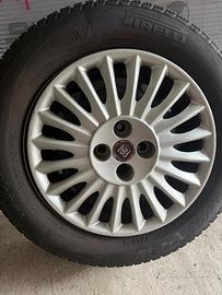 Pirelli 195/65 R15 91T M+S